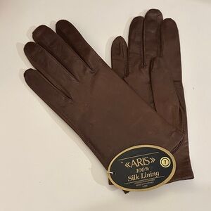Elegant Brown Leather Gloves Women’s NWT
